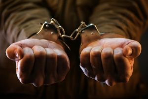 Read more about the article बीजेपी नेता राजन अंगुराल ने जालंधर में पुलिस अधिकारियों के सामने किया आत्मसमर्पण