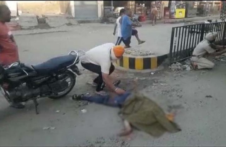 You are currently viewing तेज रफ्तार ने छीन ली एक और जिंदगी, बाइक सवार को घसीटते हुए ले गया ट्रक
