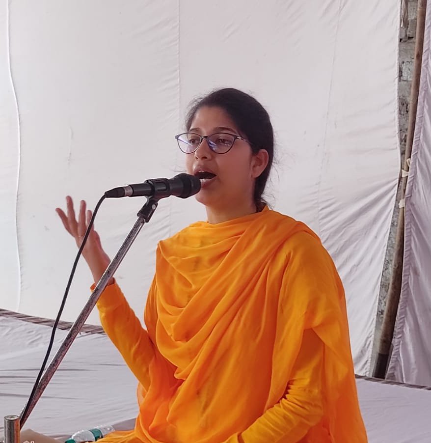 You are currently viewing एक शिष्य के जीवन में गुरु की आज्ञा सर्वोपरि होती है।