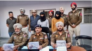 Read more about the article पुलिस के हाथ लगी बड़ी सफलता, हथियारों की सप्लाई करने वाले गिरोह का पर्दाफाश