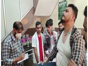 Read more about the article  पंजाब में नहीं थम रही गैंगवार, अब AAP नेता पर चली गोली
