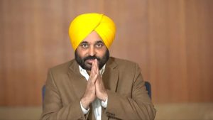 Read more about the article मूसेवाला हत्या मामले में घिरी मान सरकार ने लिया “U turn”, 40 VIPs को वापिस दी सुरक्षा