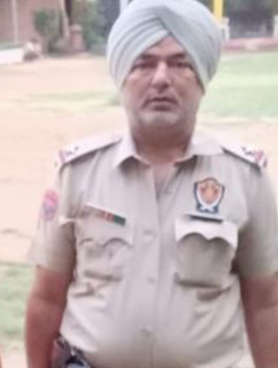 You are currently viewing ASI ने अपनी रिवाल्वर से खुद को मारी गोली, हालत गंभीर