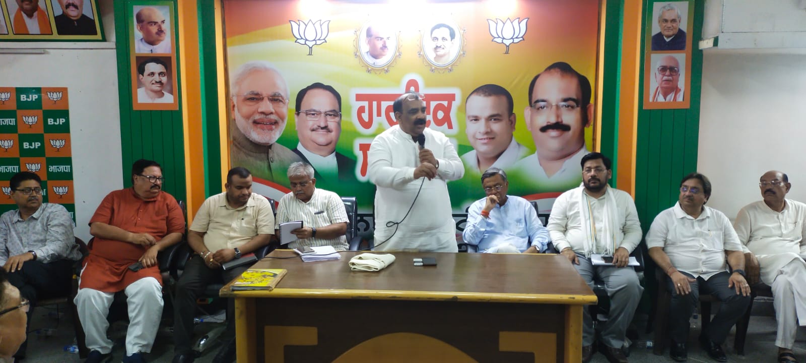 Read more about the article भाजपा ने बूथ सशक्तिकरण एवं निकाय चुनावों को लेकर किया बैठक का आयोजन