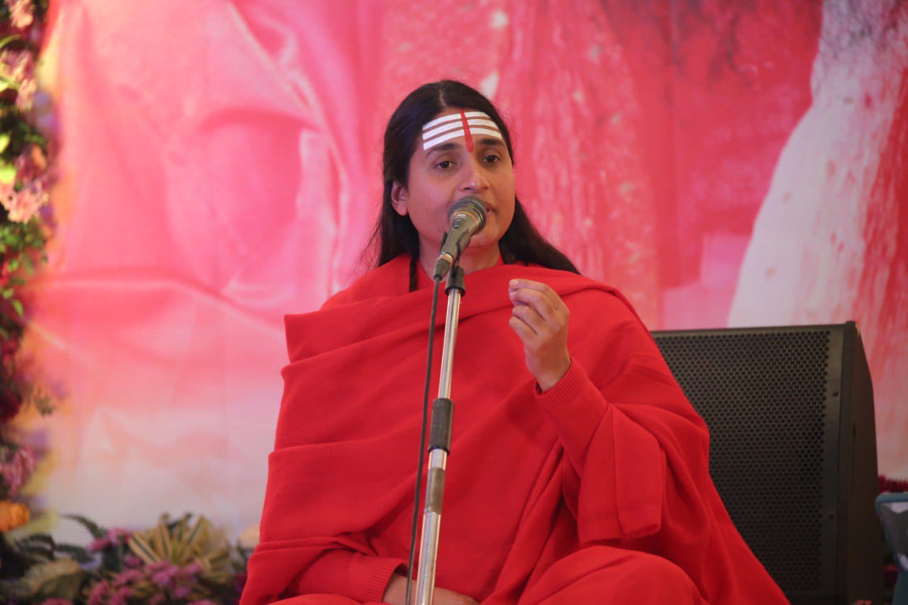 You are currently viewing दिव्य ज्योति जाग्रति संस्थान की ओर से मैजेस्टिक रिजॉर्ट, जालंधर में भव्य भजन प्रभात का आयोजन किया गया।