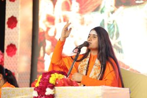 Read more about the article जब हमारे जीवन में सत्संग का आगमन होता है तब हमारा मिलन प्रभु एवं भक्ति से होता है