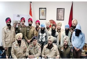 Read more about the article जालन्धर में चाय पत्ती की आड़ में चल रहा था गोरख धंधा, चढ़े पुलिस के हत्थे