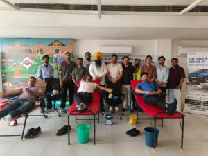 Read more about the article ਕੋਸਮੋ ਟਾਟਾ ਅਤੇ ਆਖਰੀ ਉਮੀਦ ਐਨਜੀਓ ਵੱਲੋਂ ਖੂਨਦਾਨ ਕੈਂਪ